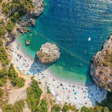 Mani Panoramic Seaviews - Luxury Summer Haven Leuktron Buitenkant foto