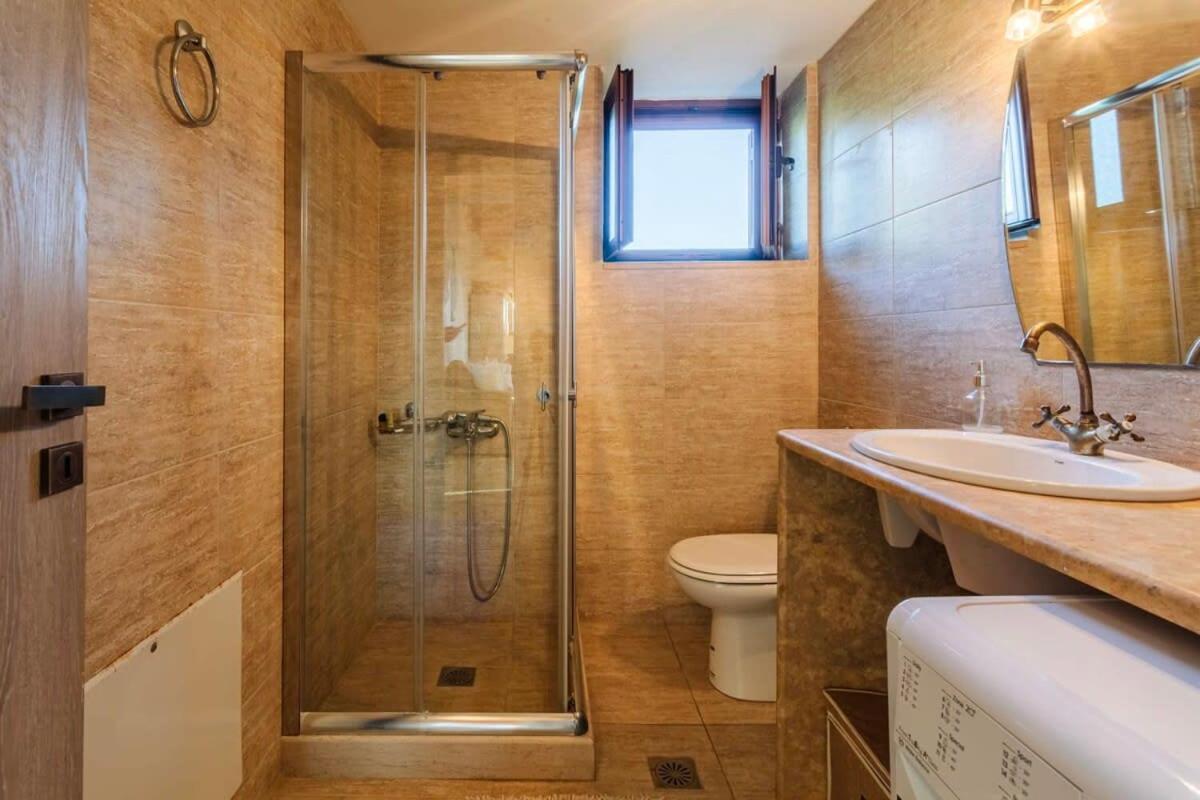 Mani Panoramic Seaviews - Luxury Summer Haven Leuktron Buitenkant foto
