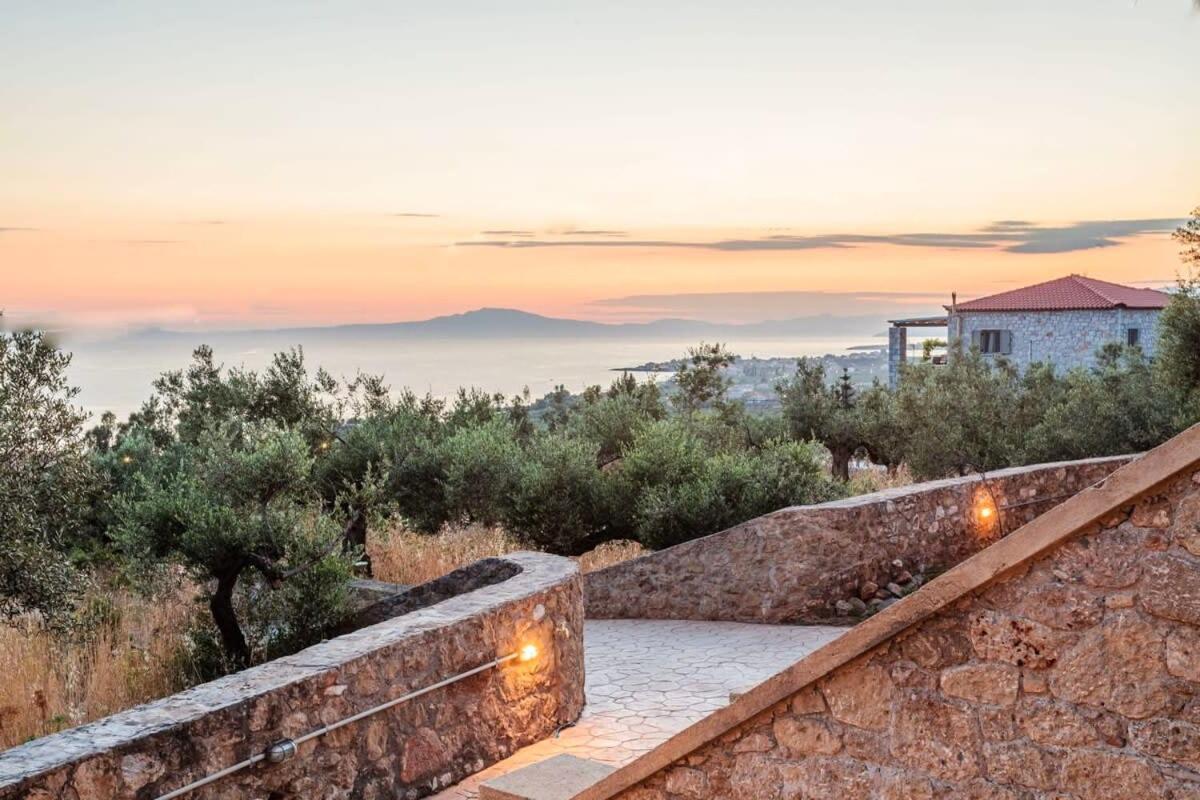Mani Panoramic Seaviews - Luxury Summer Haven Leuktron Buitenkant foto