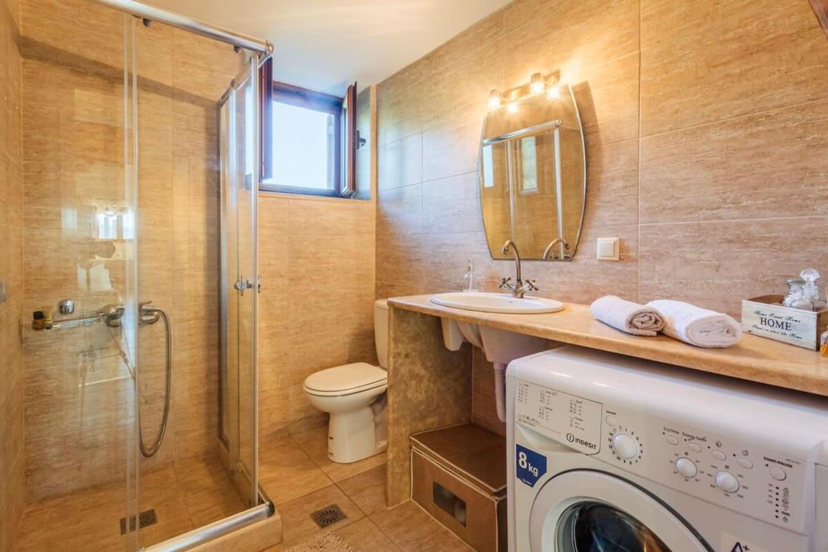 Mani Panoramic Seaviews - Luxury Summer Haven Leuktron Buitenkant foto
